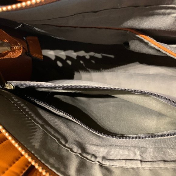 Handbag with shoulder strap Tan - Picture 3 of 16